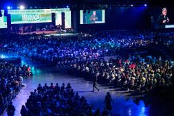 Urbana attendees gather for evening session 